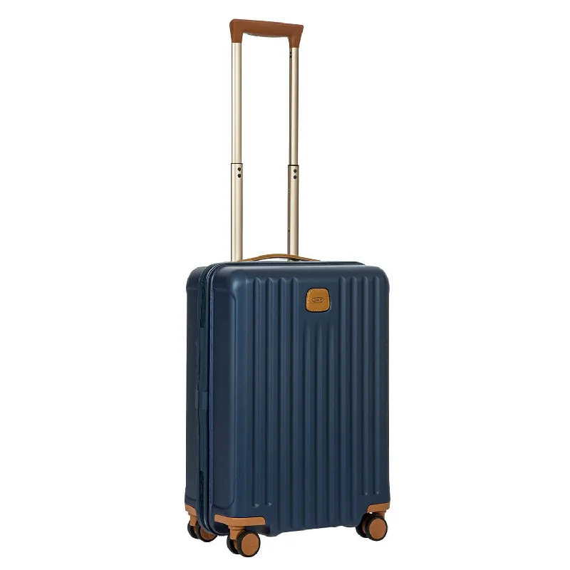 Luggage trolley organizers to hold small items like keys and phonesBric's Capri 21" Spinner