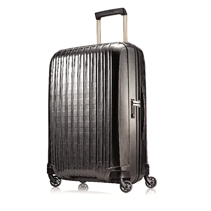 Leather luggage handles for a comfortable and stylish gripInnovAire Extended Journey Large Checked Luggage