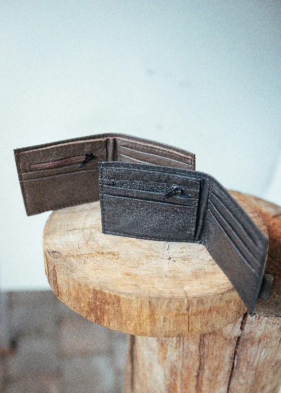 Money clips with magnetic closureBifold Wallet with Zip - Cowhide