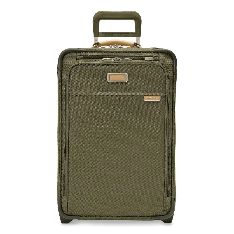 Briggs & Riley BASELINE Essential 22" 2-Wheel Expandable Carry-On