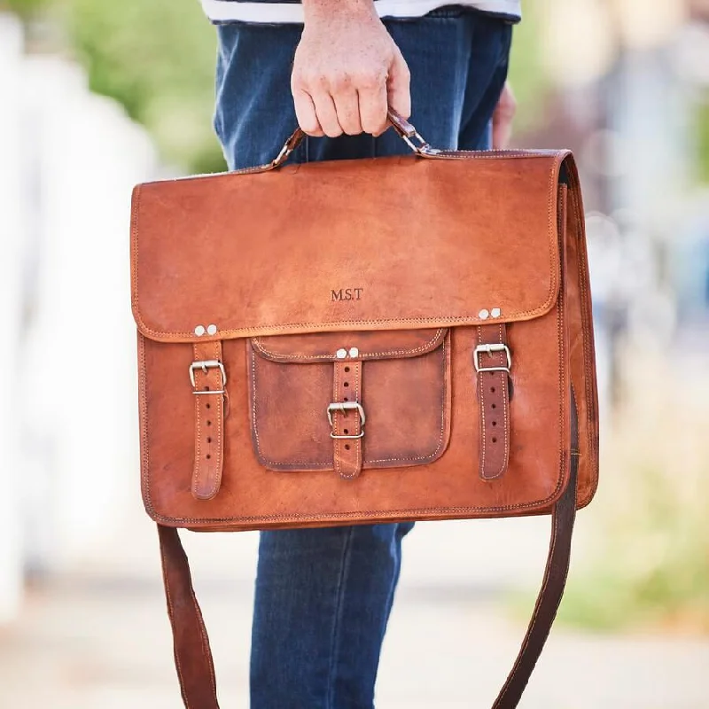 Travel bag with a built - in power bank charger for on - the - go device chargingGrande Men's Classic Leather Satchel