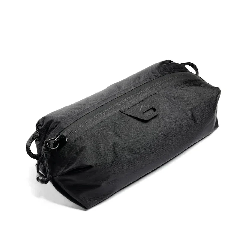 Foldable fabric travel bag for convenient storage when not in usePeak Design Ultralight Packing Cube